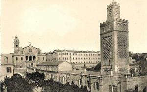 MB i- 017- eglise St-Louis et mosquee